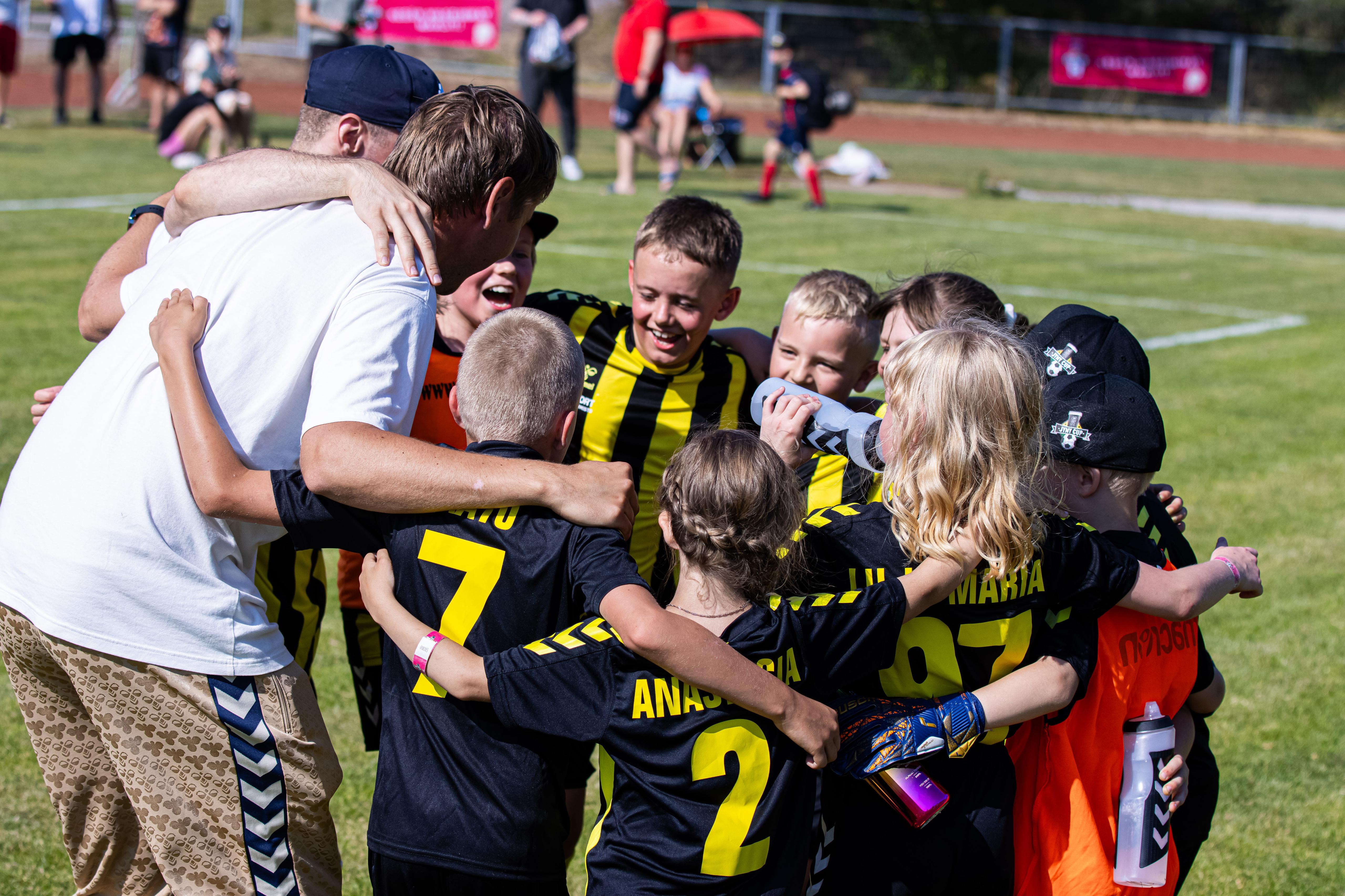 Nuorten pelaajien kehittäminen – valmentajan näkökulma